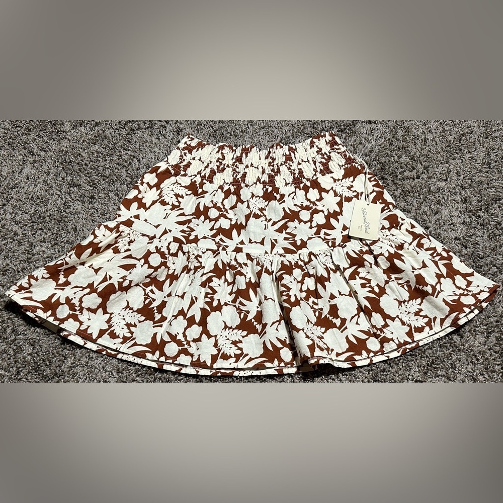 universal Thread Skirt With Pockets - Picture 2 of 5